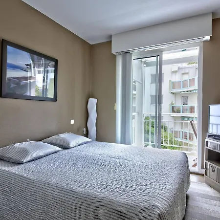 T2 En Bord De A - Privee, Parking, Balcon Et Wifi - Fr-1-433-45 Apartment *